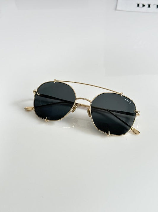 Luxury Vision Series Classic Frame Sunglasses