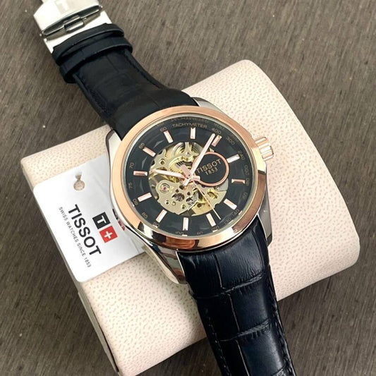 Everyday Wear Couturier Automatic Watch With Classic Appeal